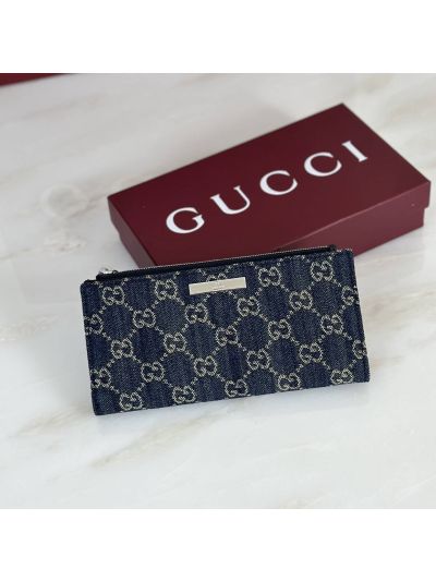Gucci GG Canvas Wallet in Navy