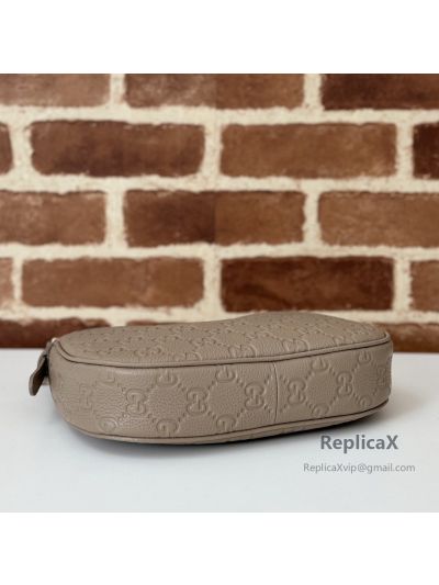 gg-emblem-small-hobo-shoulder-bag-beige-gg-grainy-leather-rxgui271538-04