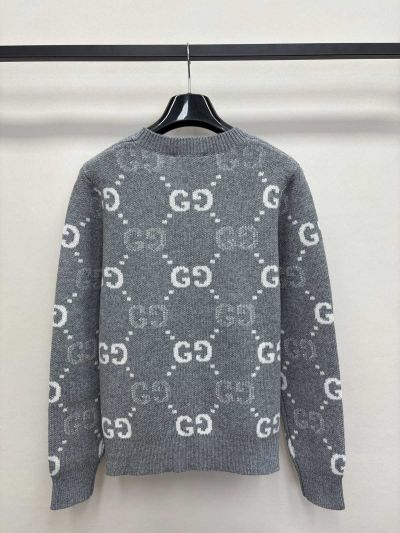 Gucci Crew Neck Cashmere Knit Top in Grey