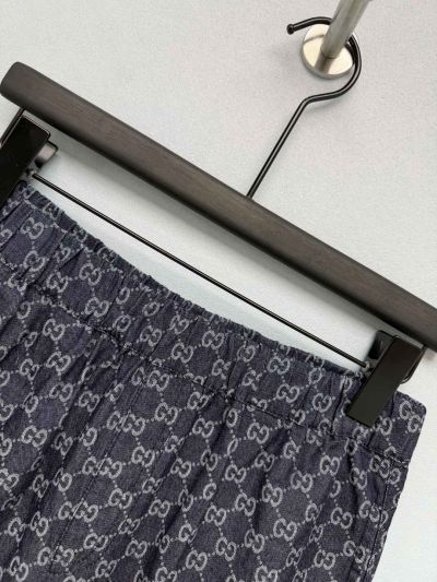 Gucci Denim Contrast-Trim Pants in Navy and White