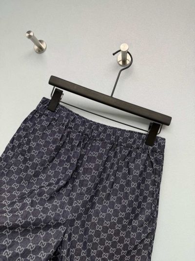 Gucci Denim Contrast-Trim Pants in Navy and White