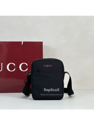 Gucci GG Supreme Small Messenger Bag Black 523599