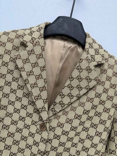 Gucci Jacquard Double-Breasted Blazer in Beige and Brown