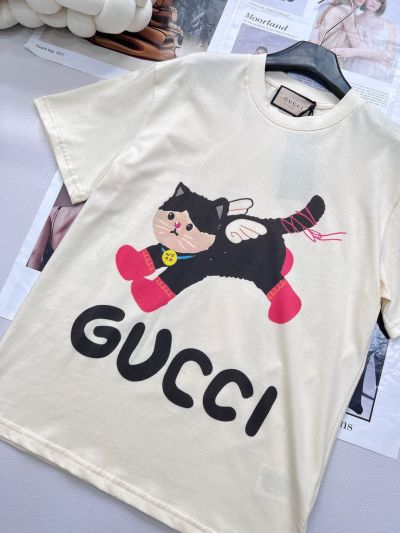 Gucci Short Sleeve Crew Neck T-Shirt in Multicolor