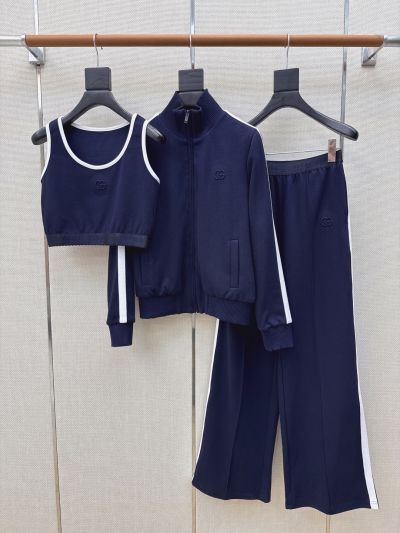Gucci Stand Collar Contrast-Trim Set in Navy and White