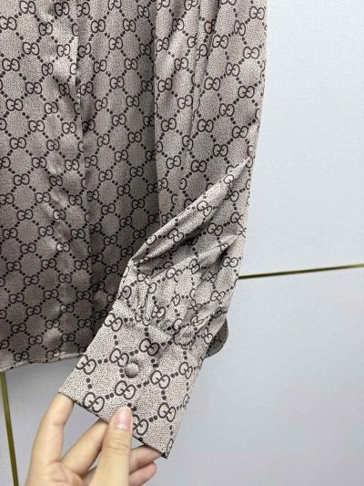 Gucci Turn-Down Collar Long Sleeve Shirt in Brown