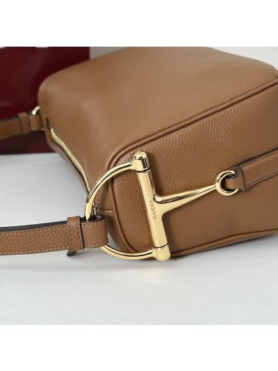 half-horsebit-medium-shoulder-bag-860787-rxgui271182-05