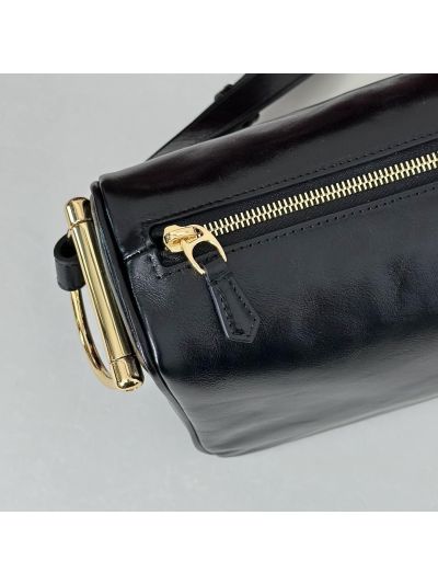 half-horsebit-medium-shoulder-bag-860787-rxgui271186-07