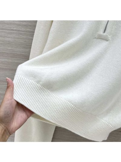 Hermes Turn-Down Collar Cashmere Sweater in White