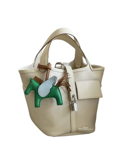 Hermes Bucket Bag Hermes Picotin Lock Basket Bag White Canvas and Calfskin 18CM 522856