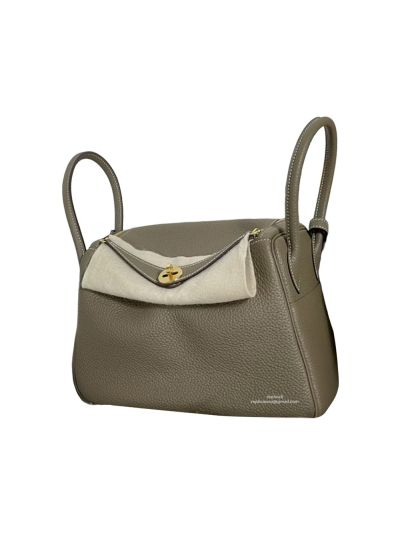Hermes Hand Stitched Lindy 26 Shoulder Bag Gray Togo Leather 524611