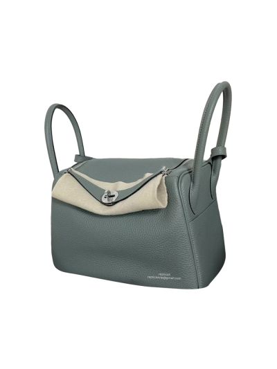 Hermes Hand Stitched Lindy 26 Shoulder Bag Gray Togo Leather 524613