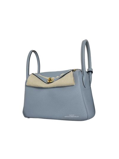  Hermes Hand Stitched Lindy 26 Shoulder Bag Light Blue Togo Leather 524622