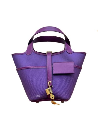 Hermes Toile Goeland Swift Cargo Picotin Lock 18 Bucket Shoulder Bag Purple 18x19x13CM 524492