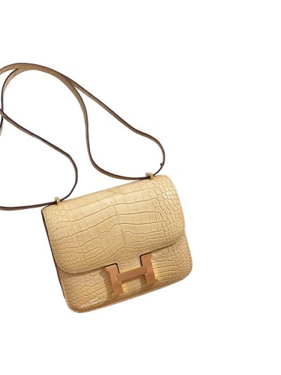 Hermes VIP Vanille Matte Crocodile Constance Mini Shoulder Flap Messenger Bag Beige 18CM 523363