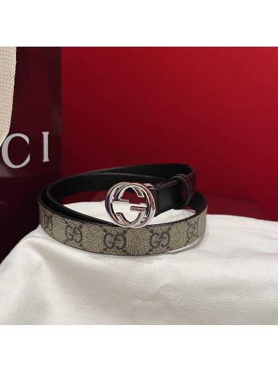 Gucci Interlocking G Belt in Beige/Black