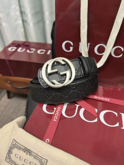 Gucci Interlocking G Belt in Black