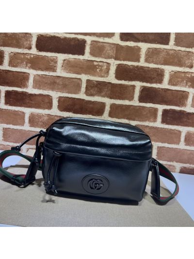 Gucci Interlocking G Crossbody Bag in Black