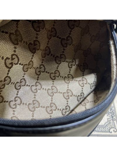 interlocking-g-crossbody-bag-in-black-rxgui292549-09