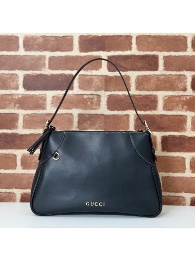 Gucci Leather Zip Shoulder Bag in Black