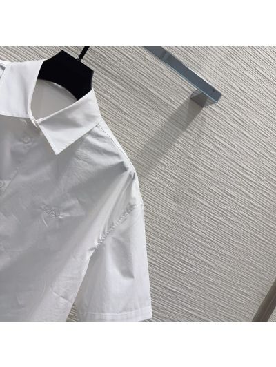 Loewe Button-Front Turn-Down Collar Blouse in White