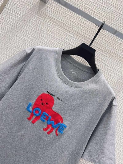 Loewe Crew Neck Embroidered T-Shirt in Grey