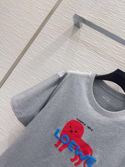 Loewe Crew Neck Embroidered T-Shirt in Grey