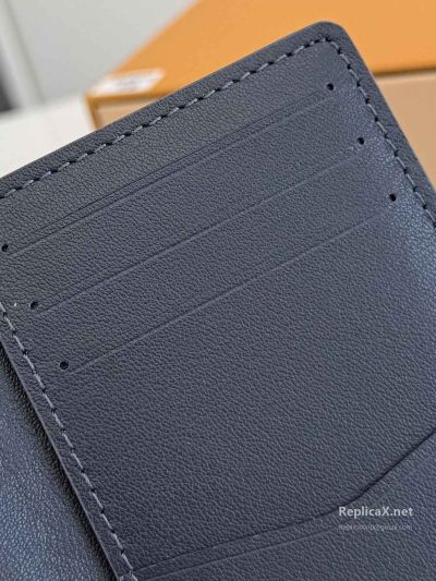 louis-vuitton-aerogram-pocket-organizer-premium-rxlvj10126-02