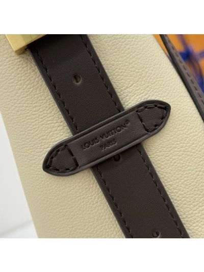 louis-vuitton-beige-and-black-single-handle-bucket-bag-rxlvj01194-02