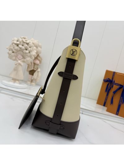 louis-vuitton-beige-and-black-single-handle-bucket-bag-rxlvj01194-15