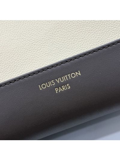 louis-vuitton-beige-and-black-single-handle-bucket-bag-rxlvj01194-19