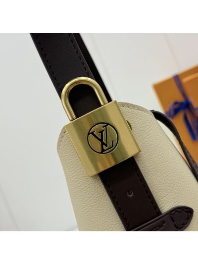 louis-vuitton-beige-and-black-single-handle-bucket-bag-rxlvj01194-20