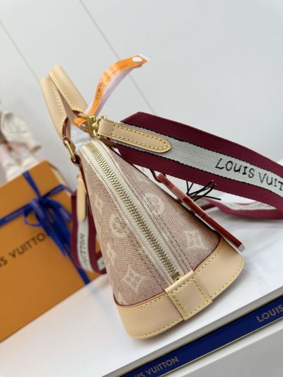 louis-vuitton-beige-monogram-dome-top-handle-bag-rxlvj01300-11