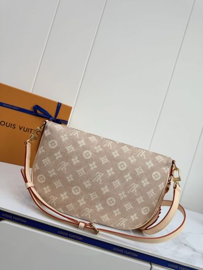 louis-vuitton-beige-monogram-double-buckle-flap-bag-rxlvj01264-07