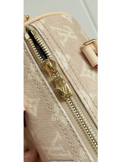 louis-vuitton-beige-monogram-mini-top-handle-bag-rxlvj01263-03