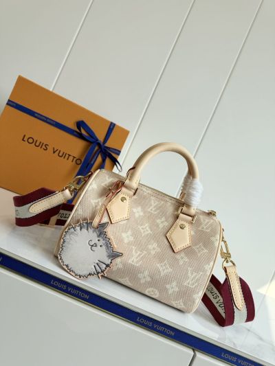 louis-vuitton-beige-monogram-mini-top-handle-bag-rxlvj01263-09