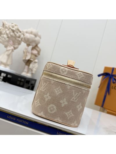 louis-vuitton-beige-monogram-top-handle-vanity-case-rxlvj01243-07