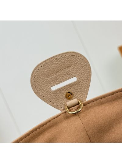 louis-vuitton-beige-stitch-pattern-bucket-bag-rxlvj01188-03