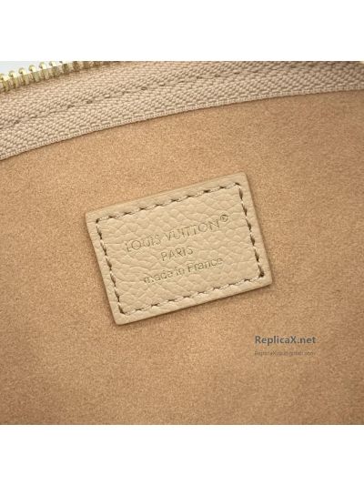 louis-vuitton-beige-stitch-pattern-tote-rxlvj10176-02