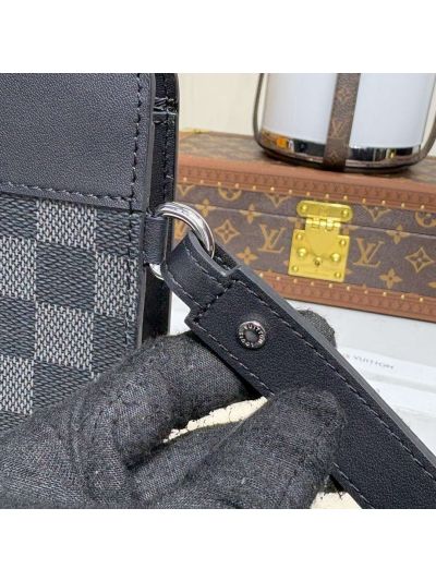 louis-vuitton-black-and-gray-checkerboard-wristlet-pouch-rxlvj01172-02