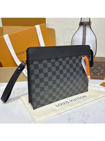 louis-vuitton-black-and-gray-checkerboard-wristlet-pouch-rxlvj01172-06