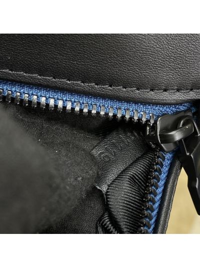 louis-vuitton-black-and-grey-checkerboard-belt-bag-rxlvj01115-03