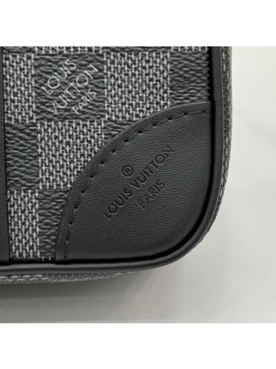louis-vuitton-black-and-grey-checkerboard-zip-clutch-rxlvj01122-11