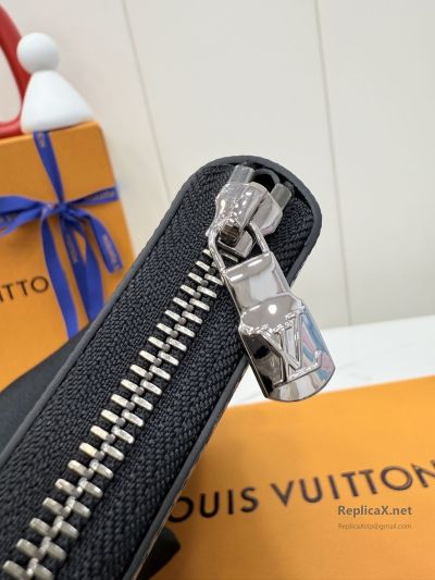 louis-vuitton-black-and-grey-monogram-zip-around-wallet-premium-rxlvj03110-04