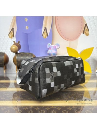 louis-vuitton-black-and-grey-pixel-check-toiletry-bag-rxlvj02188-02