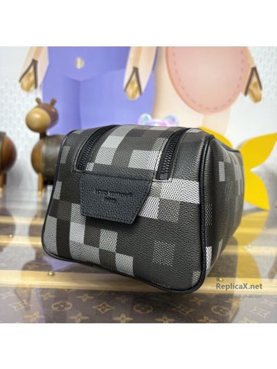 louis-vuitton-black-and-grey-pixel-check-toiletry-bag-rxlvj02188-03