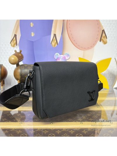louis-vuitton-black-corner-emblem-flap-messenger-bag-rxlvj02221-03