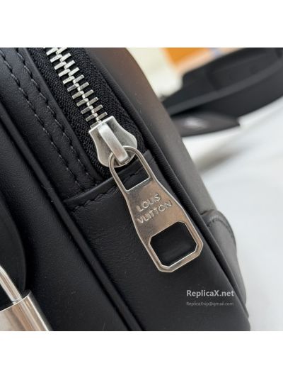 louis-vuitton-black-front-pocket-crossbody-bag-rxlvj02205-04