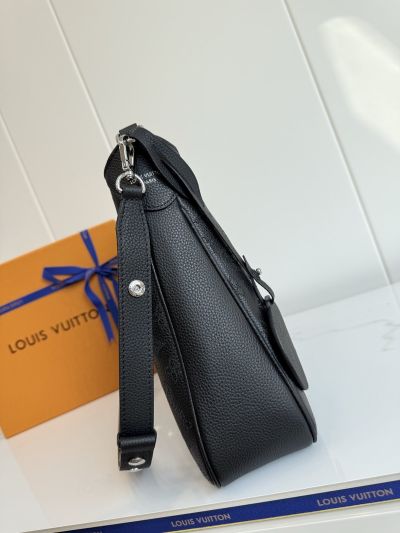 louis-vuitton-black-perforated-monogram-shoulder-bag-rxlvj01248-11