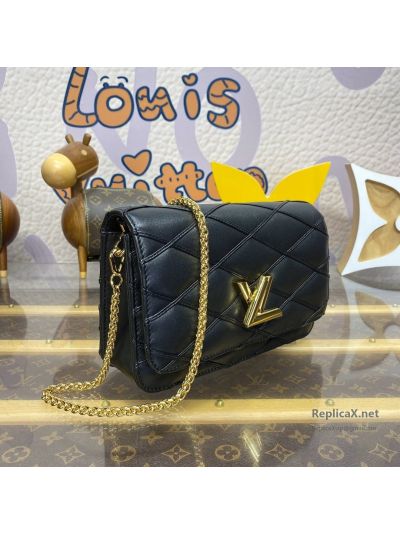 louis-vuitton-black-quilted-flap-chain-bag-rxlvj01504-03